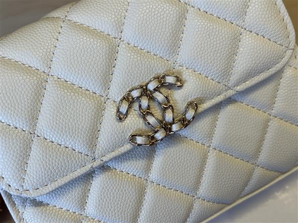 2026127215014335 560